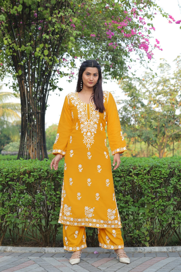 Kurti Plazo