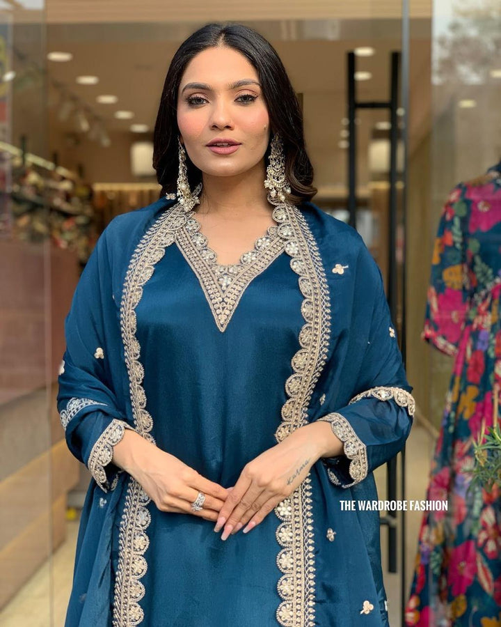 X-Lady Multicoloured Kurti pant Dupatta with work. Morpitch.
