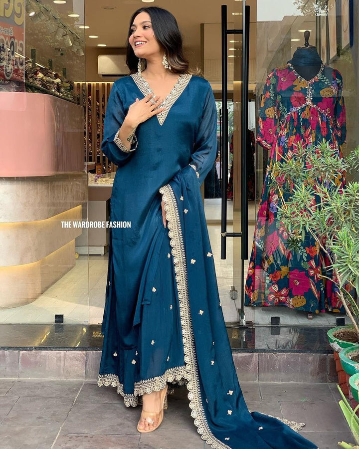X-Lady Multicoloured Kurti pant Dupatta with work. Morpitch.