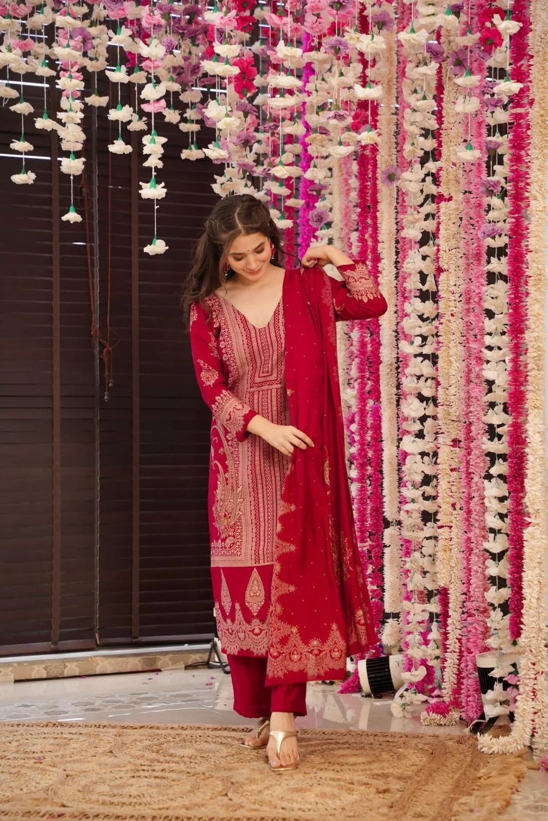 XLady-Maroon Colour Gold Accents Creates Work Simear Silk.