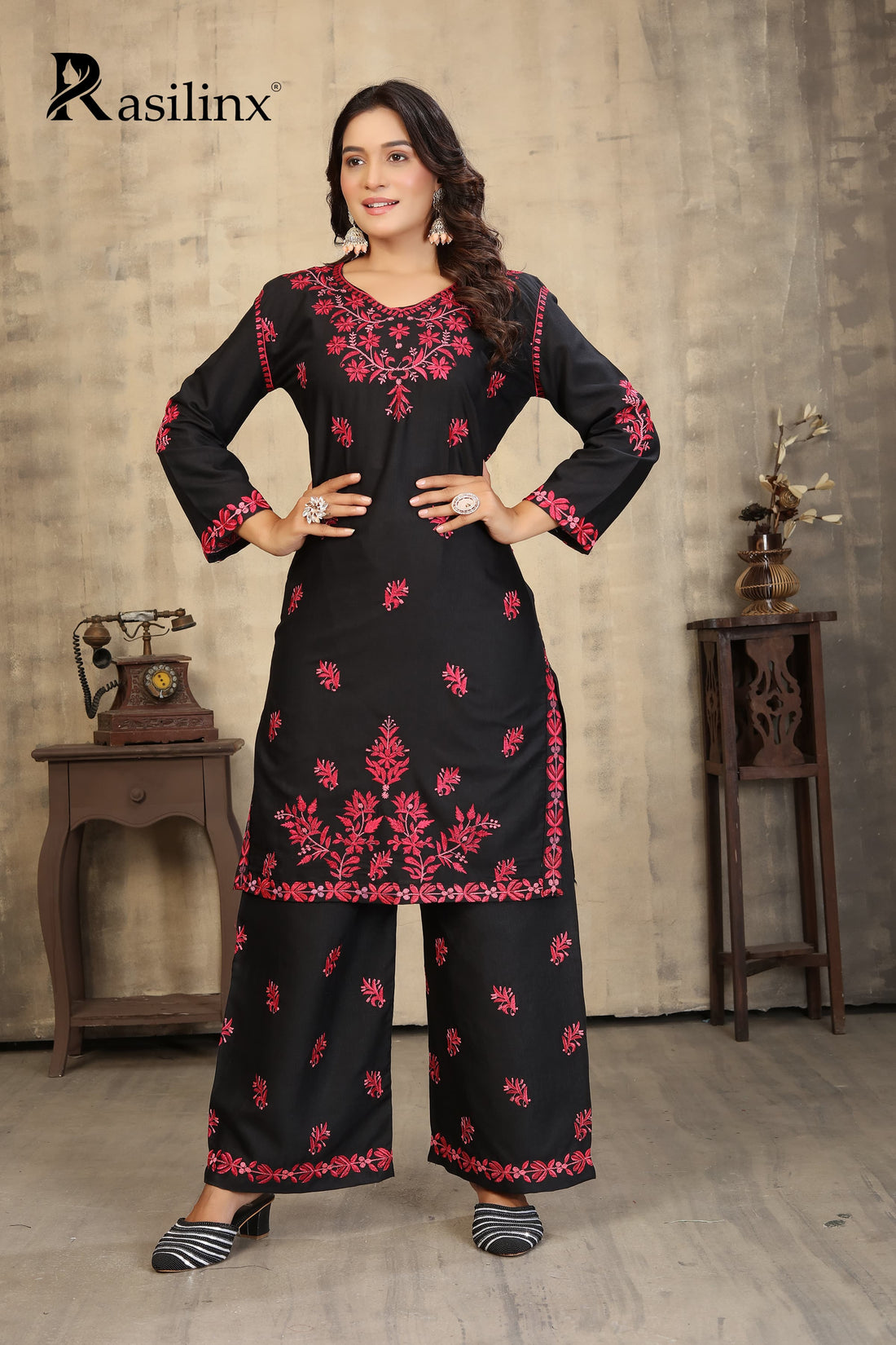 Sanaya – Colourful Chikankari Kurti Pant Set for Trendy Women Black