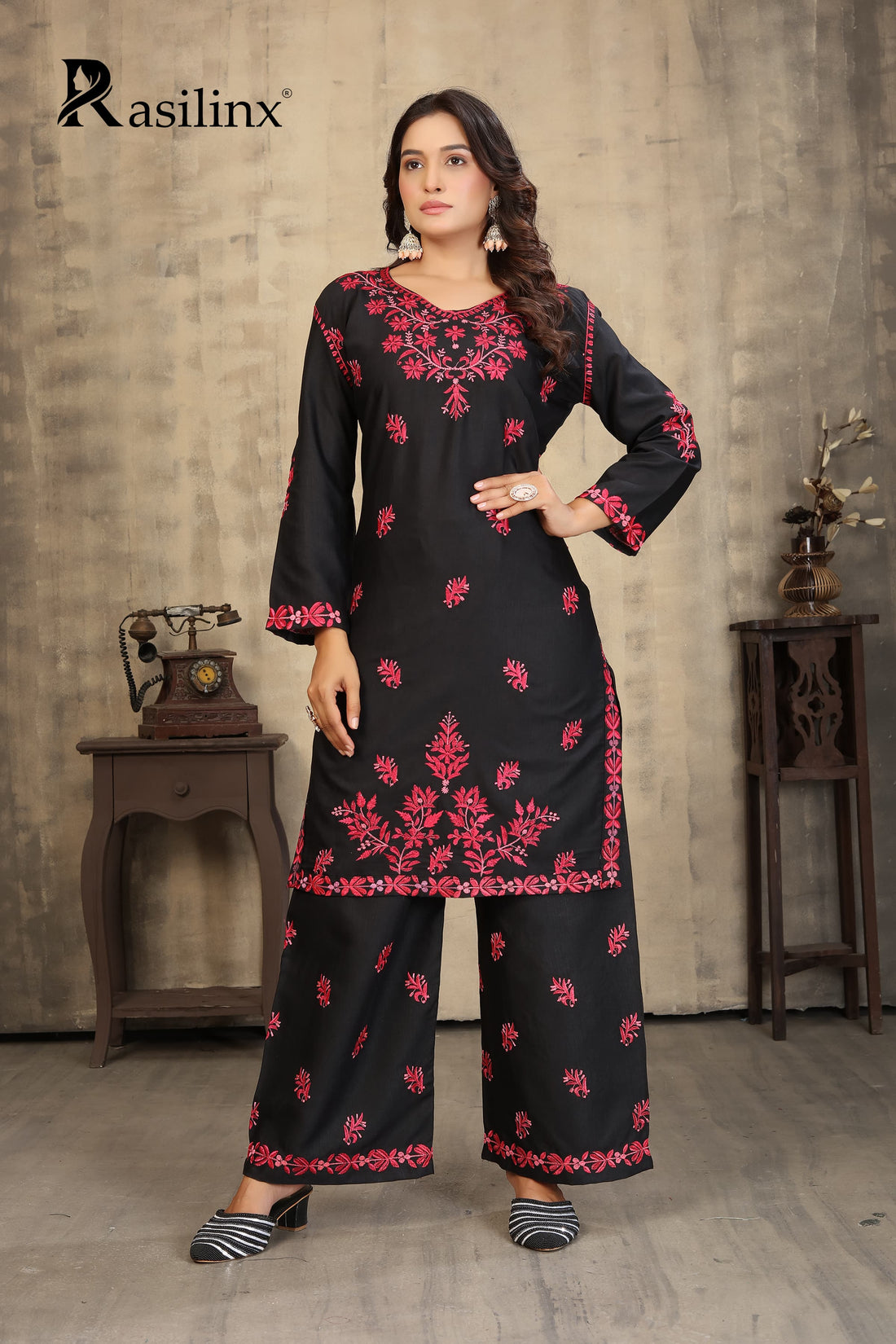 Sanaya – Colourful Chikankari Kurti Pant Set for Trendy Women Black
