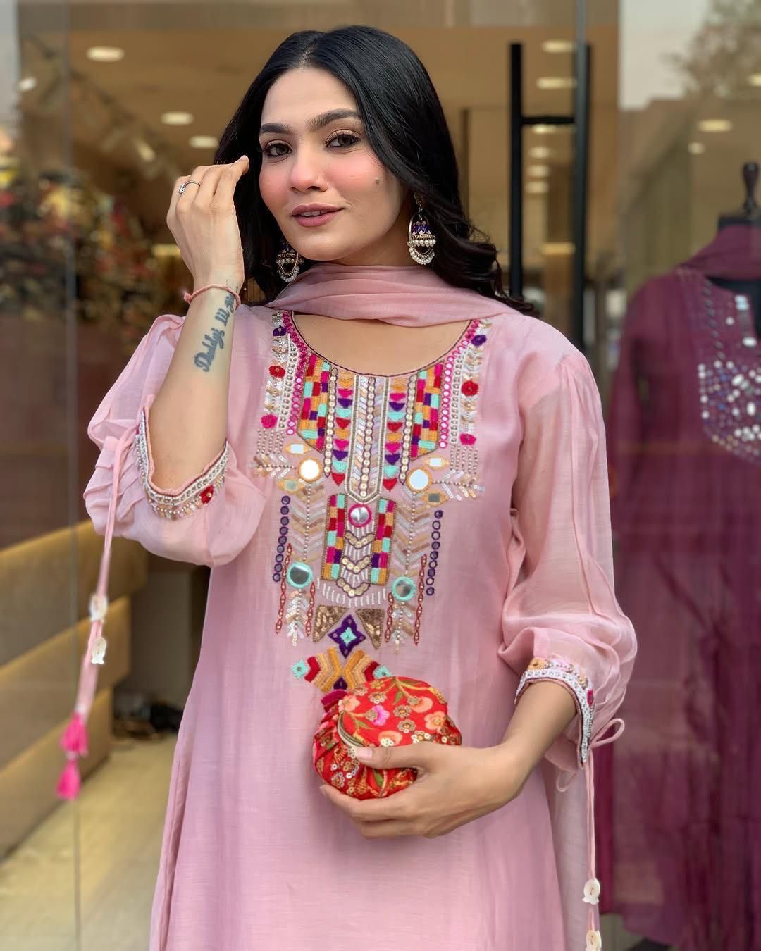 X-Lady-Pink Floral Embroidery Work With Mirror Work Chanderi Blend Straight Salwar Suit.
