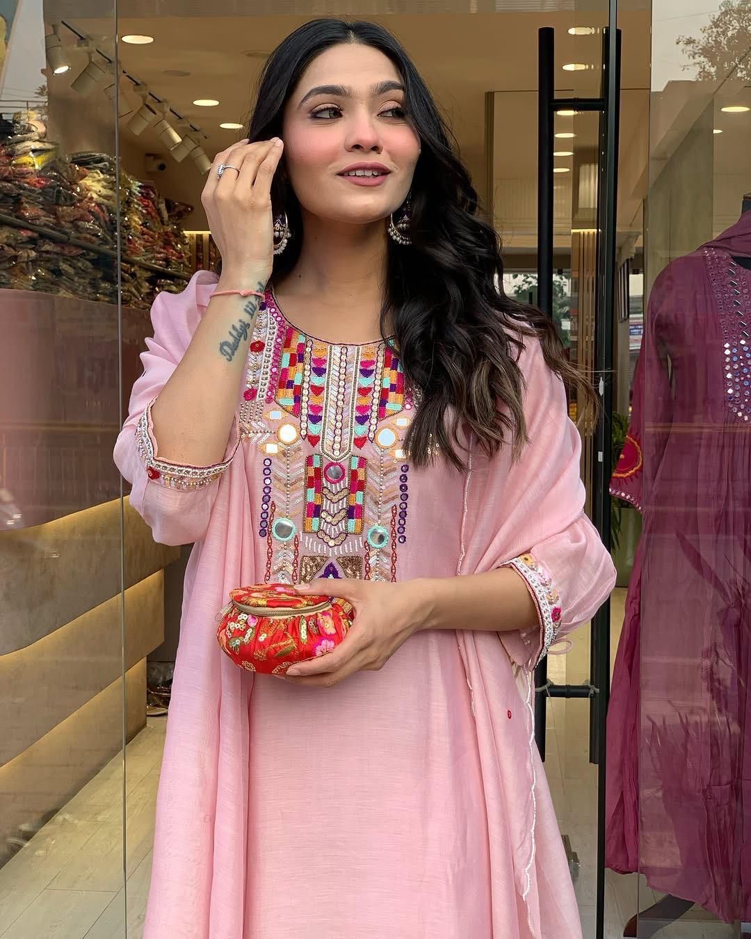 X-Lady-Pink Floral Embroidery Work With Mirror Work Chanderi Blend Straight Salwar Suit.