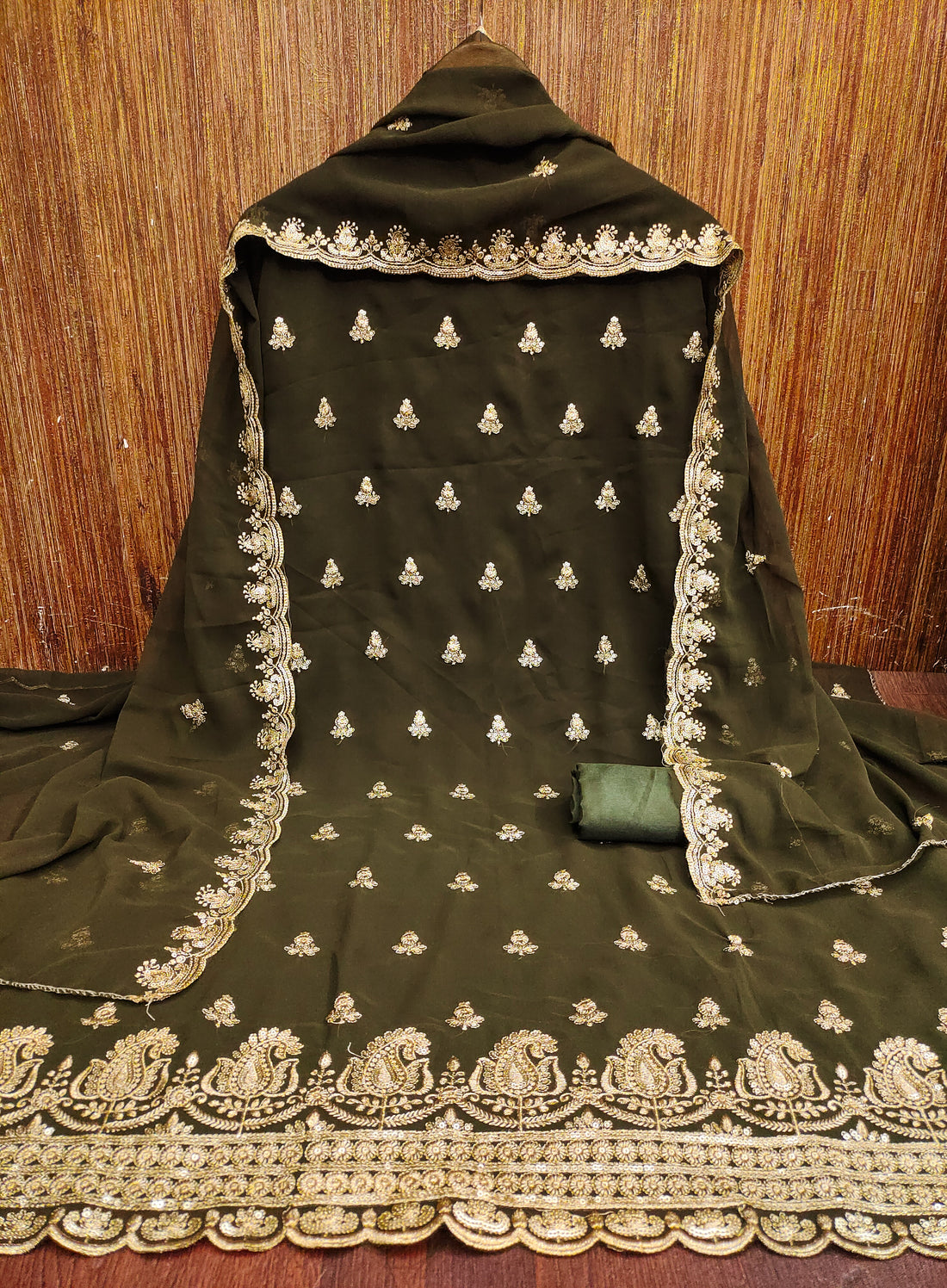 Mandhi Green Pink Embroidered Georgette Dress Material.